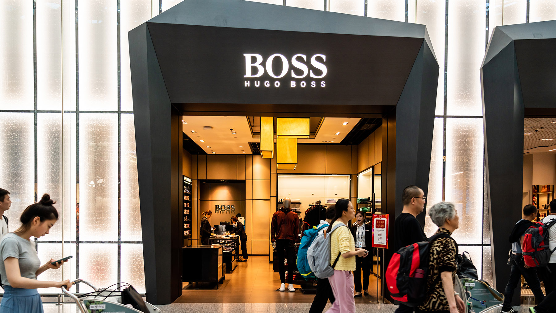 «Идеи для лидера»: продажа Hugo Boss, предвзятость руководителей и ИИ на Олимпиаде